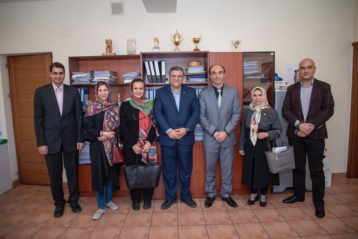 With an approach to expand International relations with neighbor countries, a group from Tehran University of Medical Sciences visited the Yerevan State Medical University