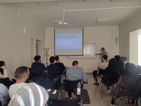 Fifth Research Workshop for International Students Held at TUMS International College