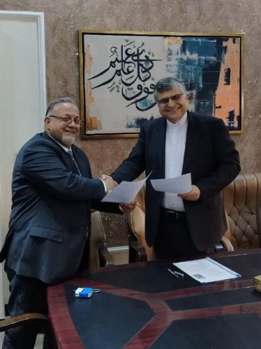 Signing of a Scientific Cooperation MoU between the Dental Research Center of Tehran University of Medical Sciences and the College of Dentistry at the University of Baghdad